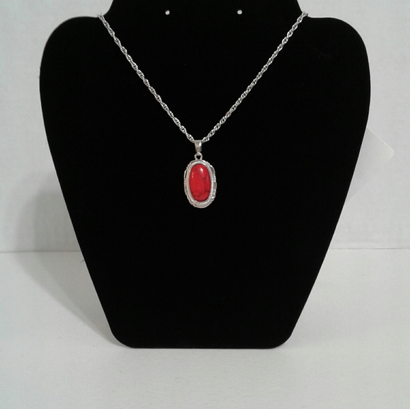 Jewelry - BEAUTIFUL RED AGATE NECKLACE